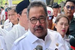 Beasiswa Kedokteran DKI Jakarta ilustrasi konferensi pers Pemprov membahas skema beasiswa mirip LPDP untuk warga ber-KTP DKI